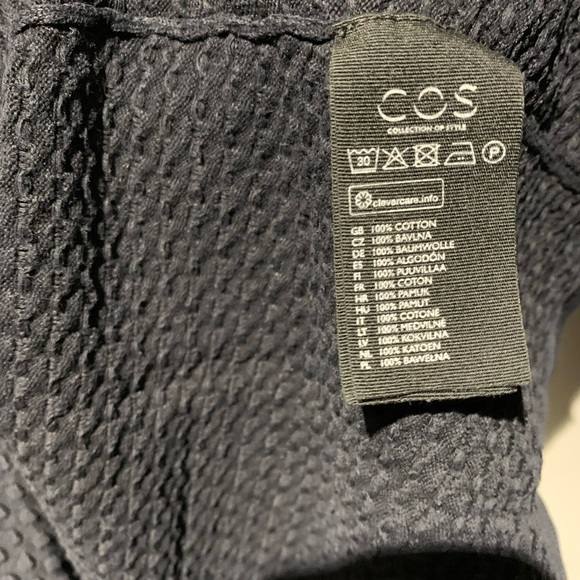 COS Navy Waffle stitch sweater - Picture 4 of 4